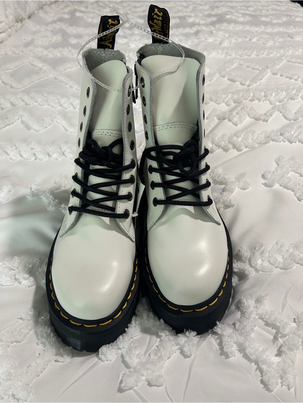 NWT Dr. Martens Jadon Smooth Leather Platform White Boots W6/M5